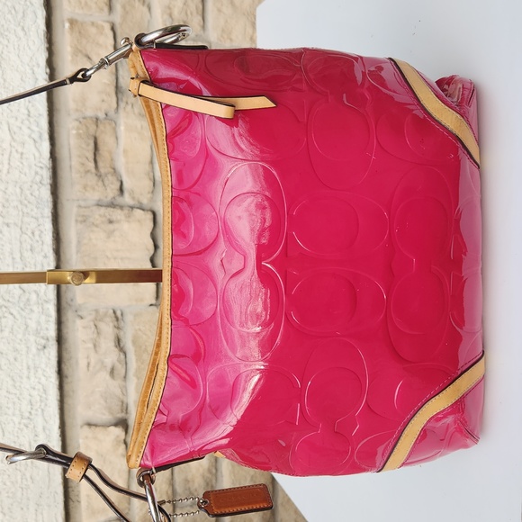 Coach Hot Pink Patent Leather Large Tote/Satchel - Picture 4 of 17